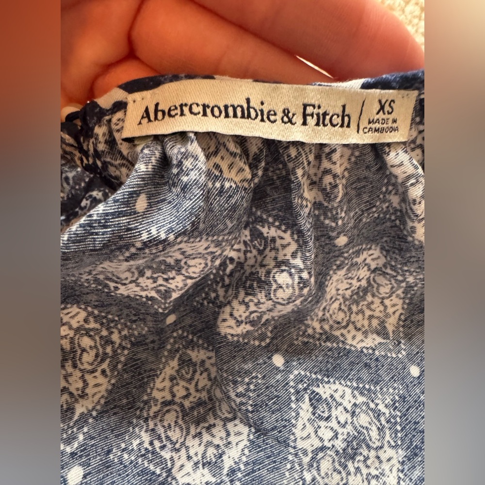 Abercrombie & Fitch Blue and White Tie Back Cut Out Maxi Dress XS - Picture 9 of 10